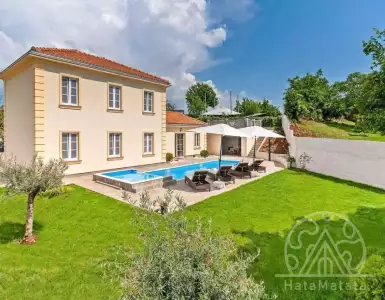 Buy in Croatia for 830000€