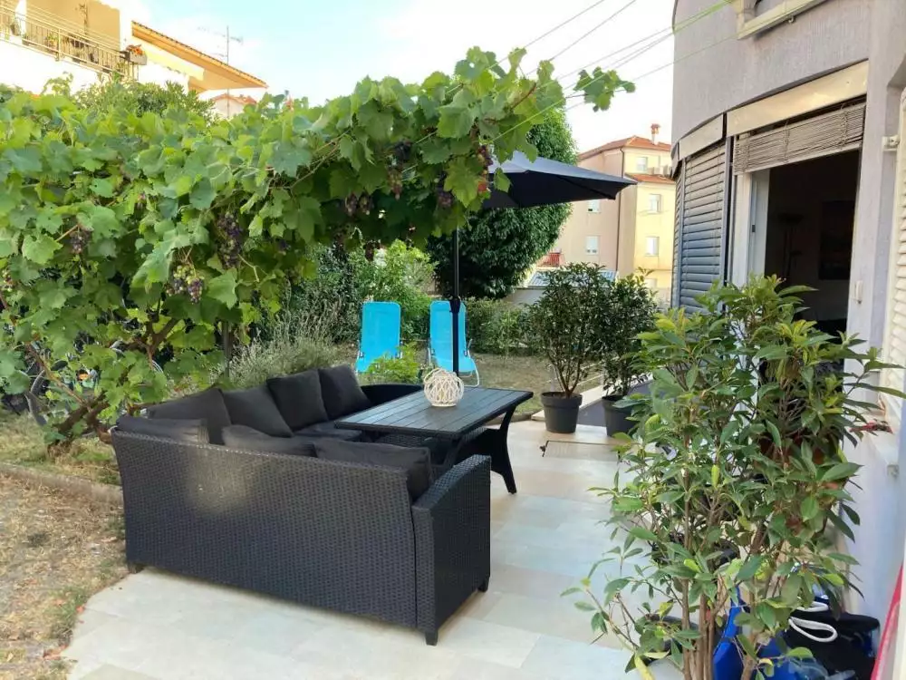 Hotels 450m² in Croatia, Rovinj. Priced at 1550000€ rent photo-8