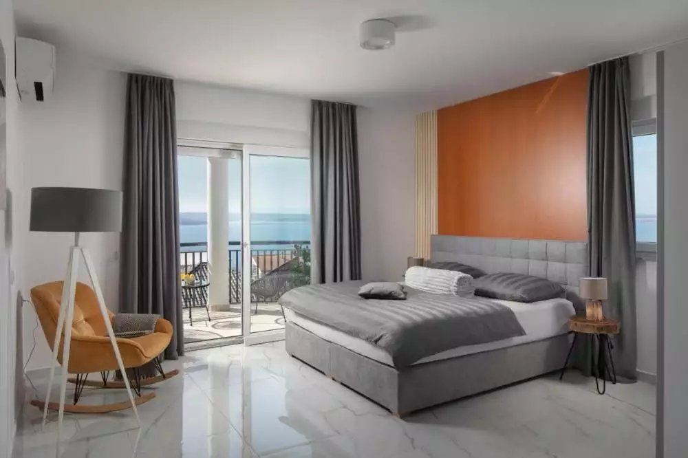 Villa 585m² in Croatia, Crikvenica. Priced at 2250000€ rent photo-14