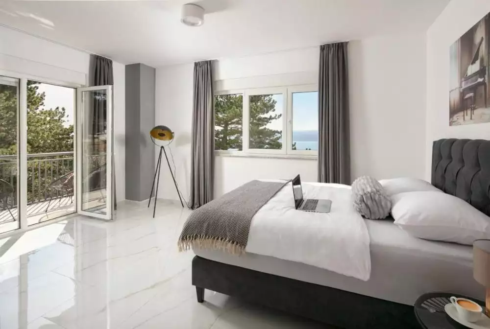 Villa 585m² in Croatia, Crikvenica. Priced at 2250000€ rent photo-17