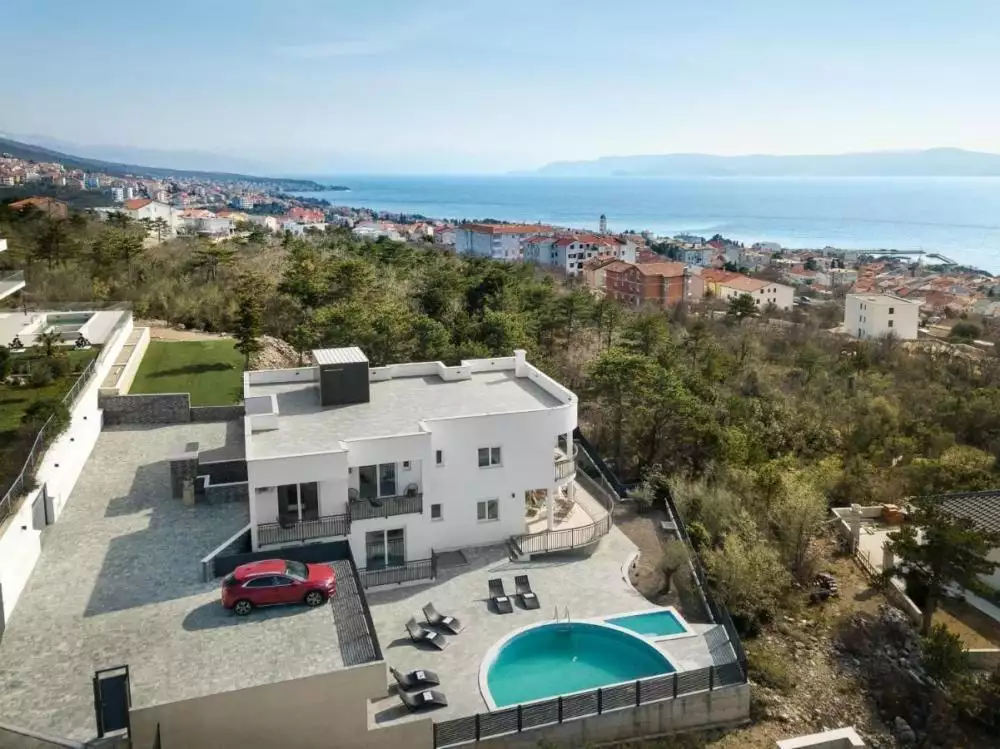 Villa 585m² in Croatia, Crikvenica. Priced at 2250000€ rent photo-23