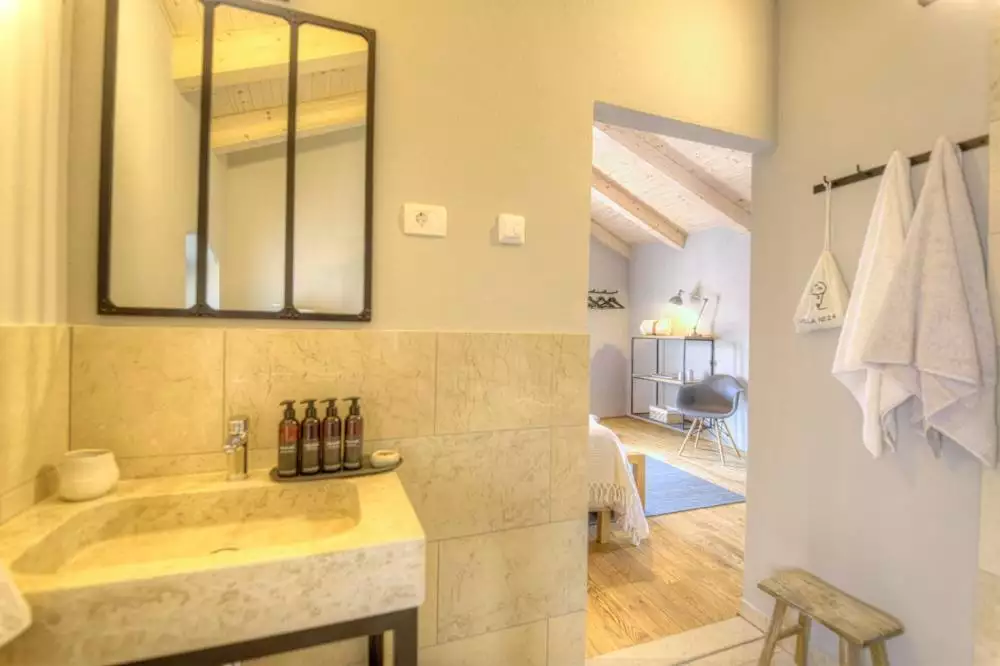 Villa 136m² in Croatia, Kanfanar. Priced at 600000€ rent photo-24