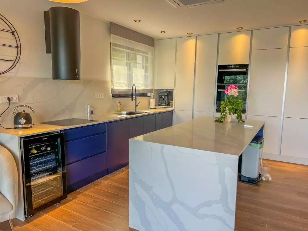 Villa 400m² in Croatia, Opatija. Priced at 1750000€ rent photo-13