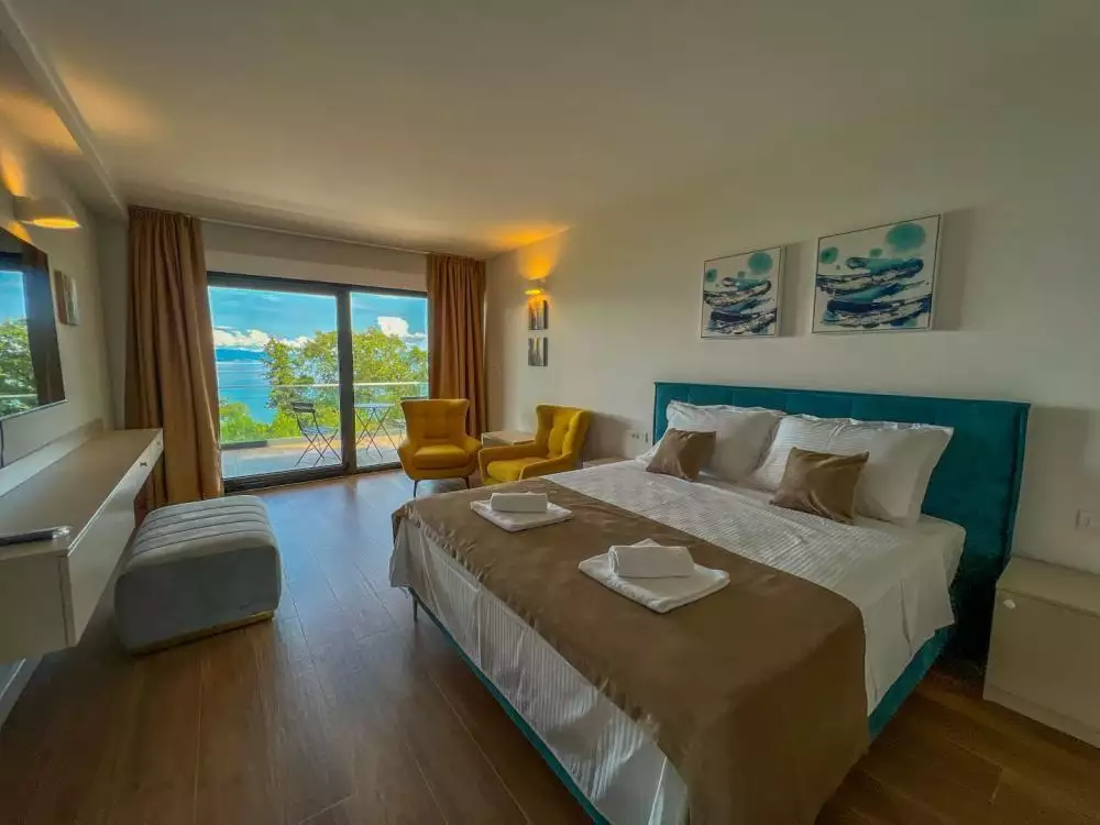 Villa 400m² in Croatia, Opatija. Priced at 1750000€ rent photo-19