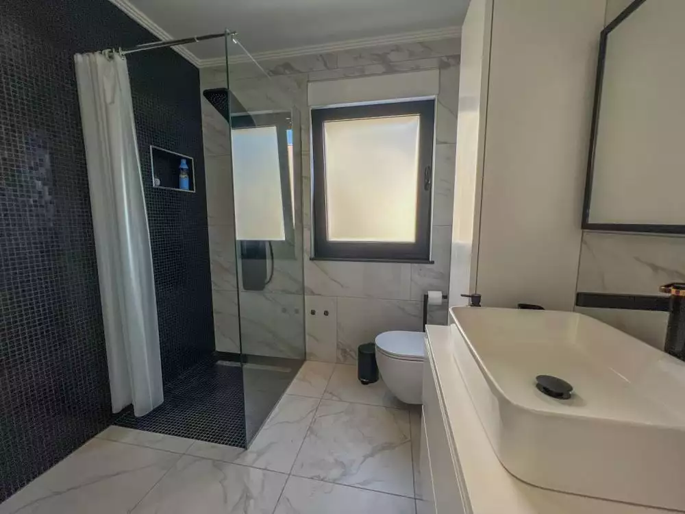 Villa 400m² in Croatia, Opatija. Priced at 1750000€ rent photo-22