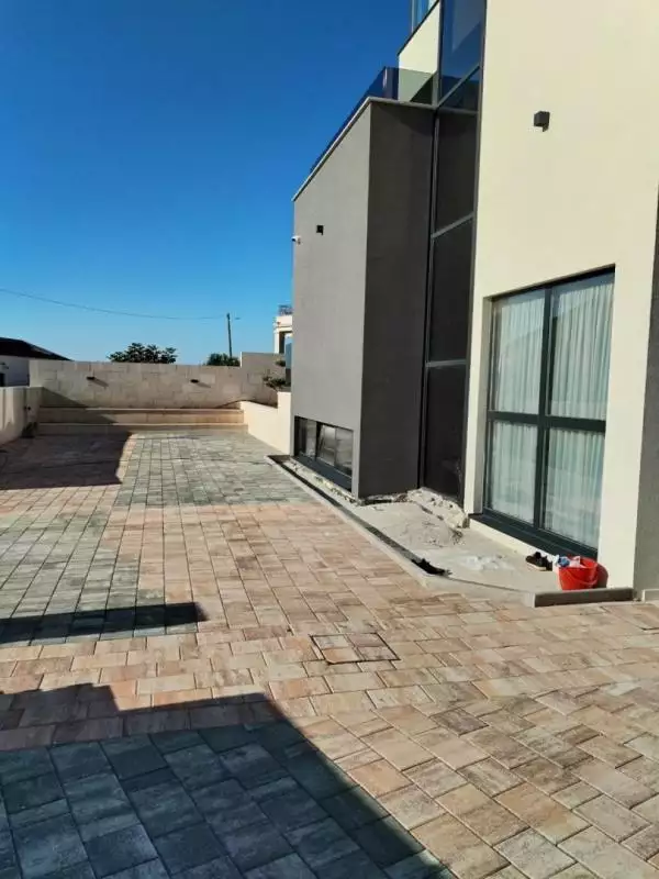 Villa 420m² in Croatia, Medulin. Priced at 2270000€ rent photo-5