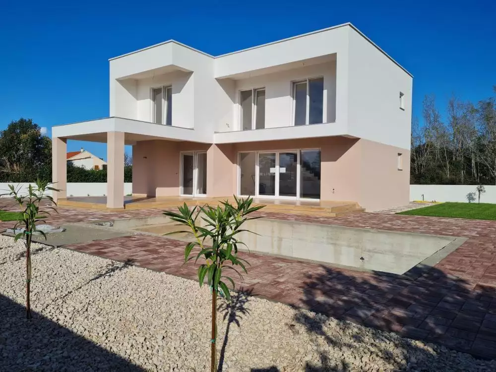 Villa 165m² in Croatia, Zaton. Priced at 695000€ rent photo-4