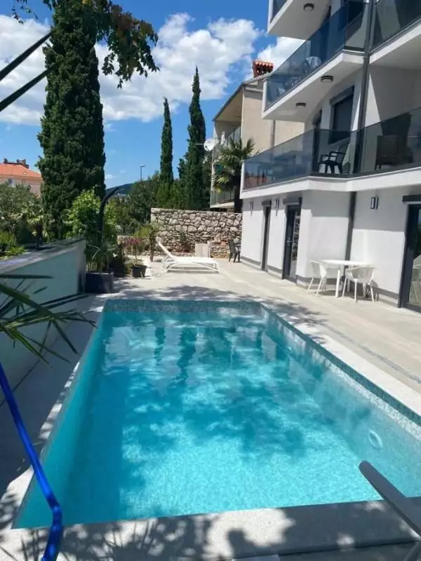 Hotels 440m² in Croatia, Crikvenica. Priced at 1350000€ rent photo-1