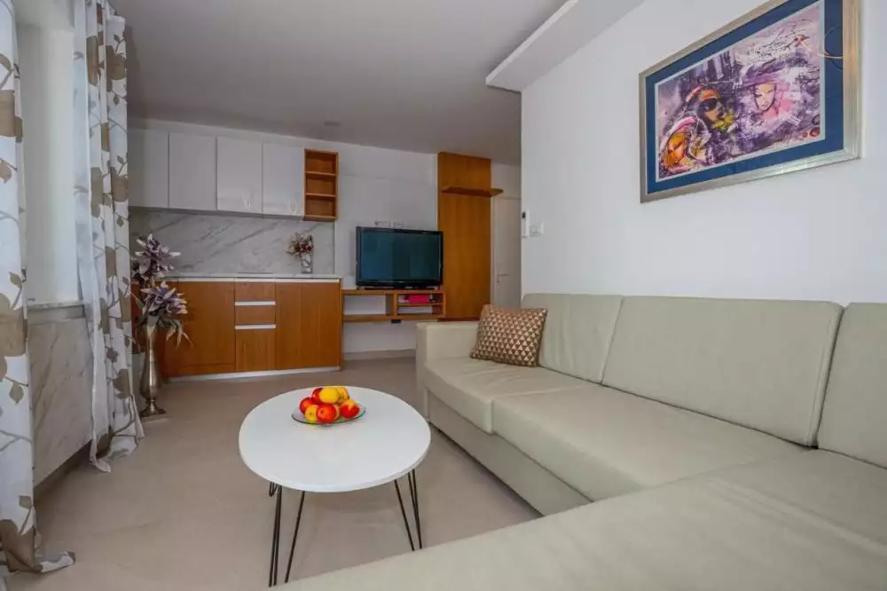 Hotels 440m² in Croatia, Crikvenica. Priced at 1350000€ rent photo-15