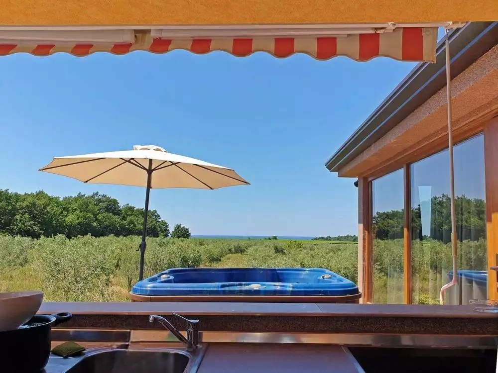 Villa 165m² in Croatia, Novigrad. Priced at 1100000€ rent photo-7