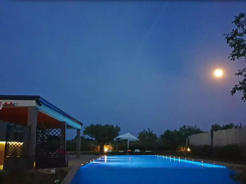 Villa 165m² in Croatia, Novigrad. Priced at 1100000€ rent photo-18
