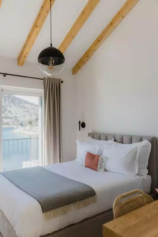 Villa 300m² in Croatia, Vinisce. Priced at 2800000€ rent photo-15