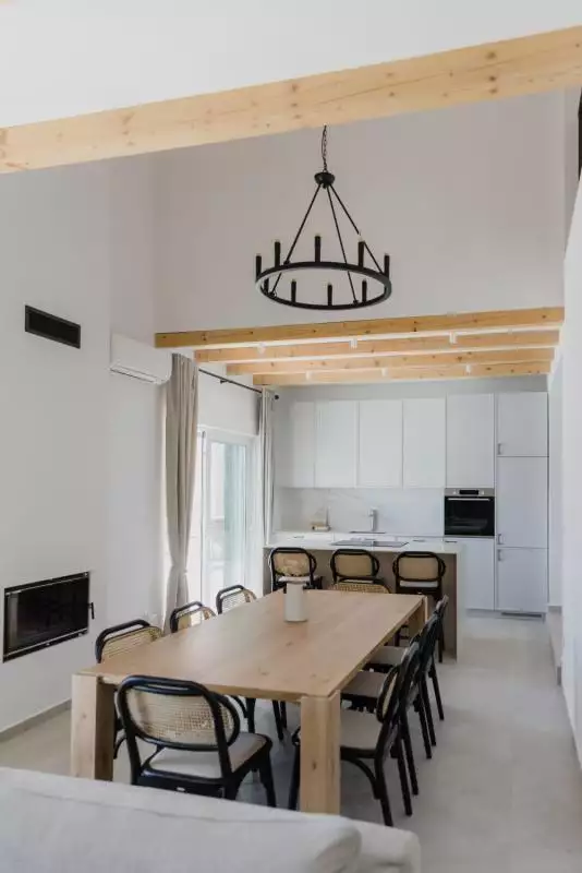 Villa 300m² in Croatia, Vinisce. Priced at 2800000€ rent photo-25