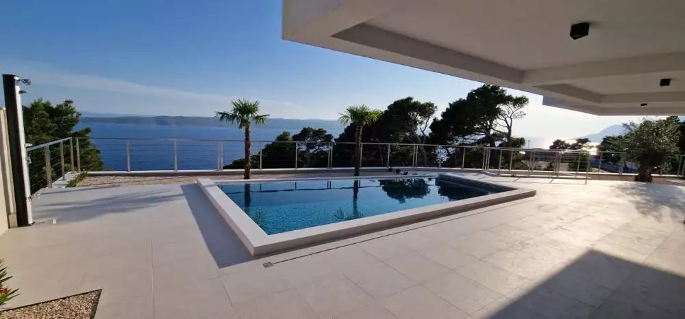 Villa 386m² in Croatia, Brela. Priced at 1550000€ rent photo-5