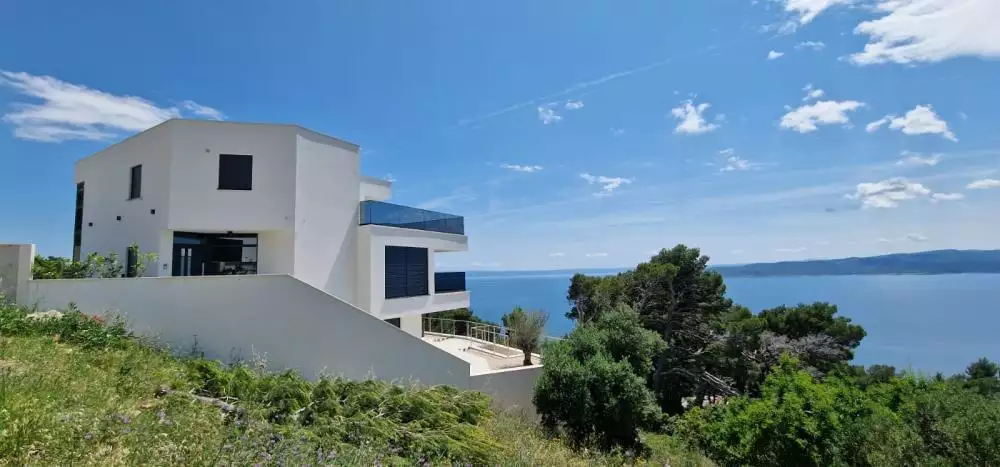 Villa 386m² in Croatia, Brela. Priced at 1550000€ rent photo-6