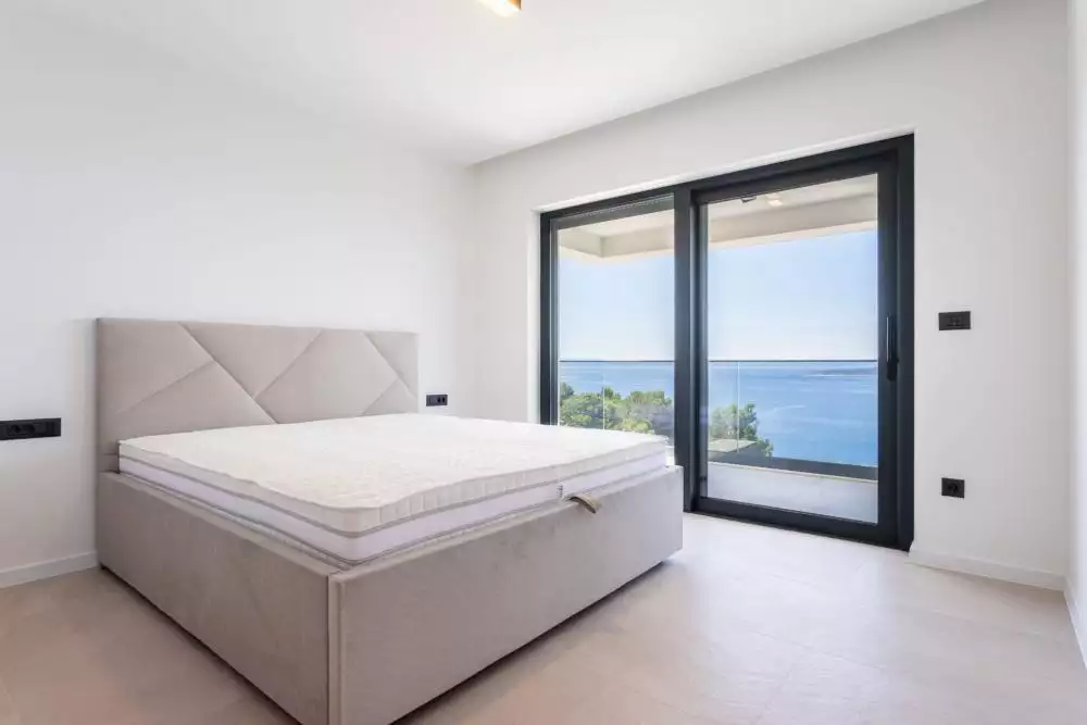 Villa 386m² in Croatia, Brela. Priced at 1550000€ rent photo-21
