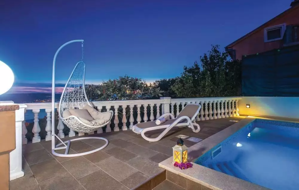 Hotels 335m² in Croatia, Crikvenica. Priced at 699000€ rent photo-6