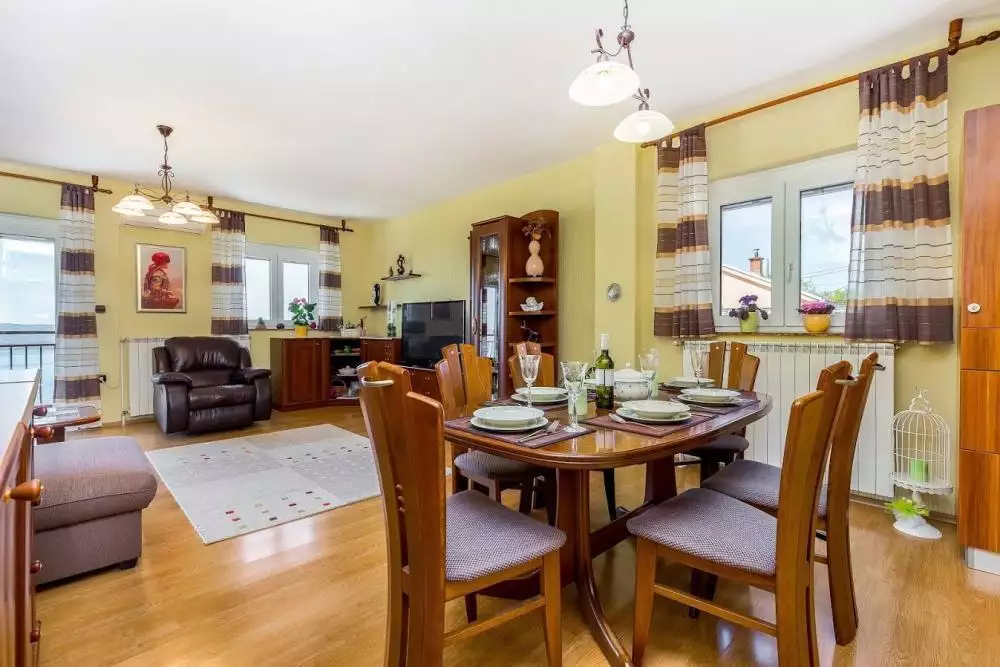 Hotels 335m² in Croatia, Crikvenica. Priced at 699000€ rent photo-7