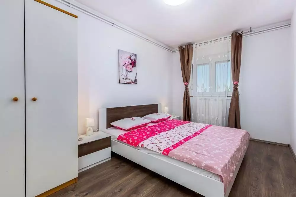 Hotels 335m² in Croatia, Crikvenica. Priced at 699000€ rent photo-17