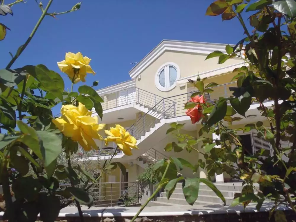 Hotels 1m² in Croatia, Zadar. Priced at 1850000€ rent photo-3