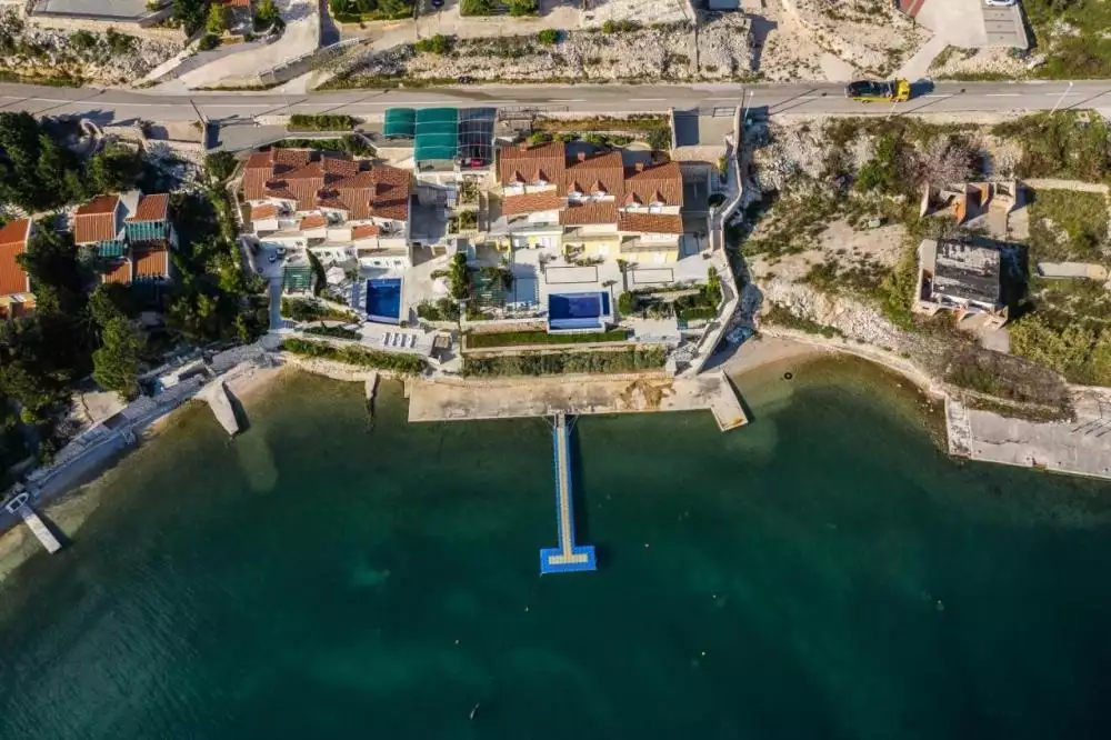 Hotels 593m² in Croatia, Novalja. Priced at 1400000€ rent photo-1