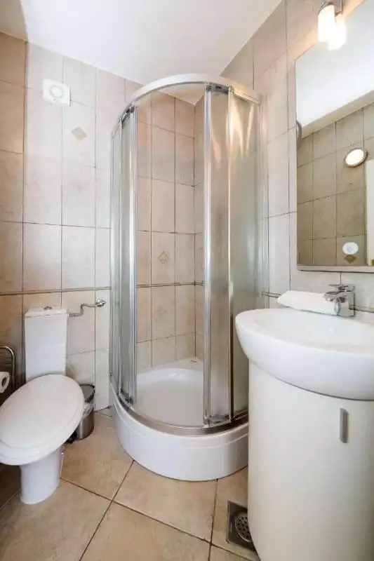 Hotels 593m² in Croatia, Novalja. Priced at 1400000€ rent photo-10