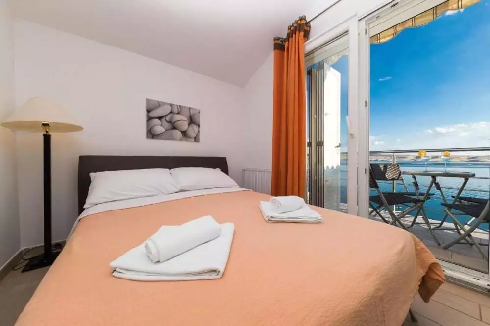 Hotels 593m² in Croatia, Novalja. Priced at 1400000€ rent photo-23