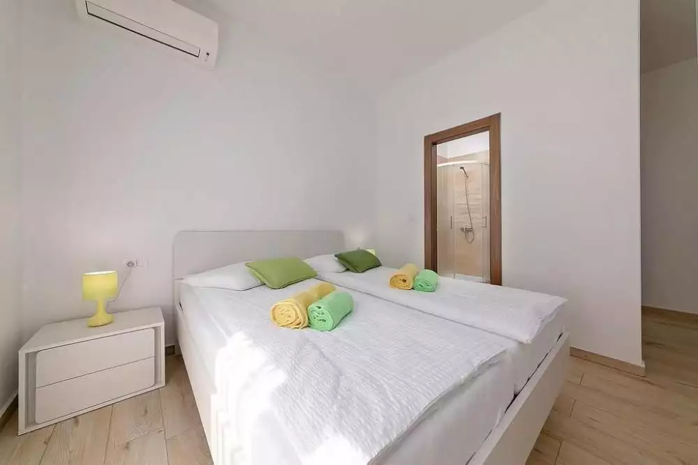 Villa 205m² in Croatia, Labin. Priced at 600000€ rent photo-20