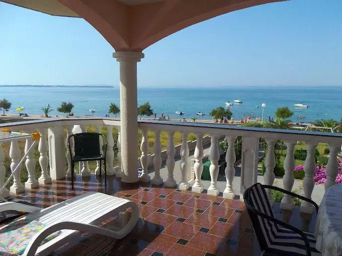 Hotels 570m² in Portugal, Tavira. Priced at 1150000€ rent photo-2