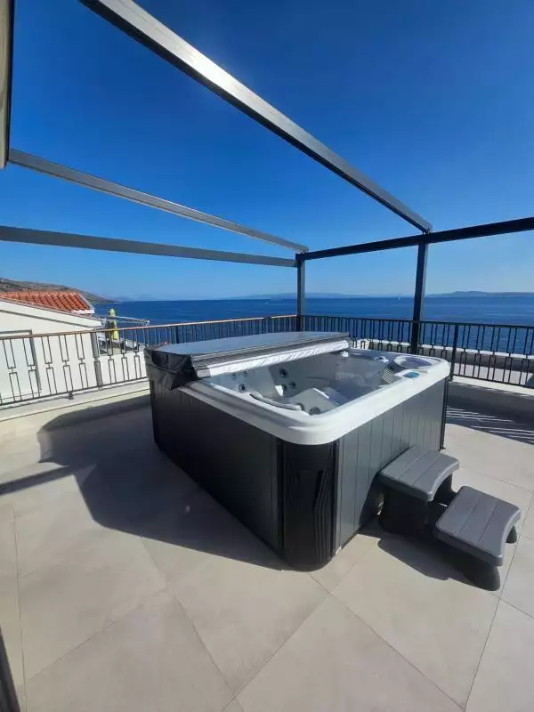 Villa 225m² in Croatia, Ciovo. Priced at 1550000€ rent photo-10