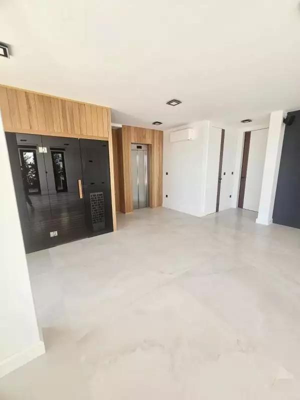 Villa 225m² in Croatia, Ciovo. Priced at 1550000€ rent photo-18