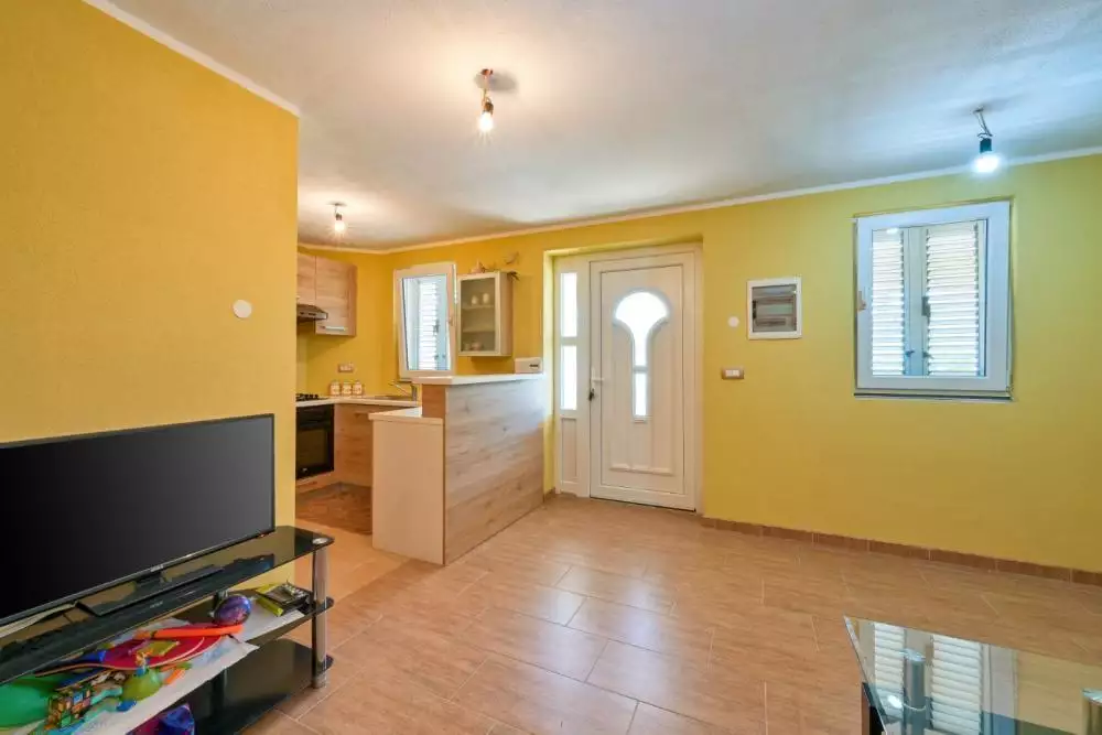 Hotels 160m² in Croatia, Malinska. Priced at 570000€ rent photo-8