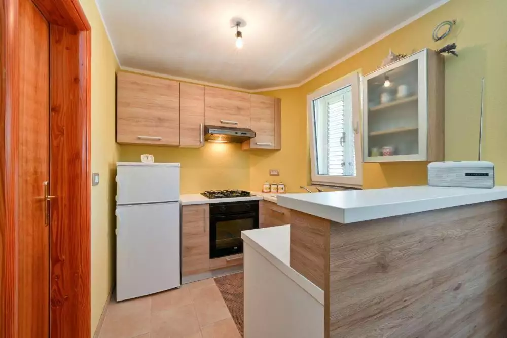 Hotels 160m² in Croatia, Malinska. Priced at 570000€ rent photo-13