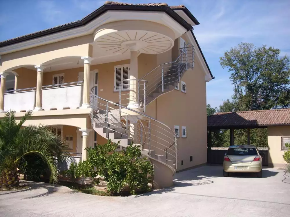 Hotels 160m² in Croatia, Malinska. Priced at 570000€ rent photo-25