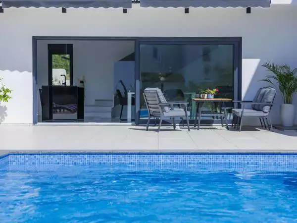Villa 174m² in Croatia, Vodnjan. Priced at 750000€ rent photo-2