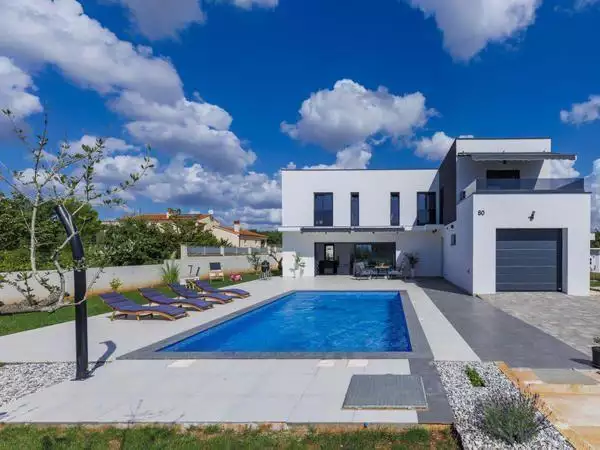 Villa 174m² in Croatia, Vodnjan. Priced at 750000€ rent photo-25