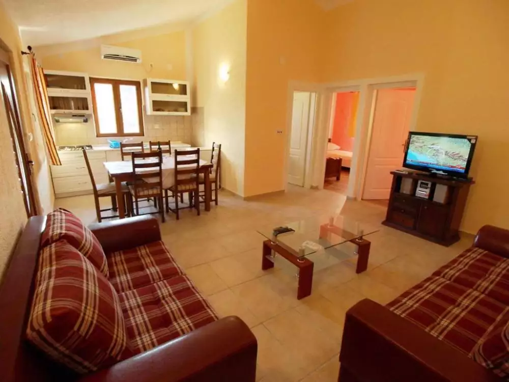Hotels 500m² in Portugal, Tavira. Priced at 2300000€ rent photo-12