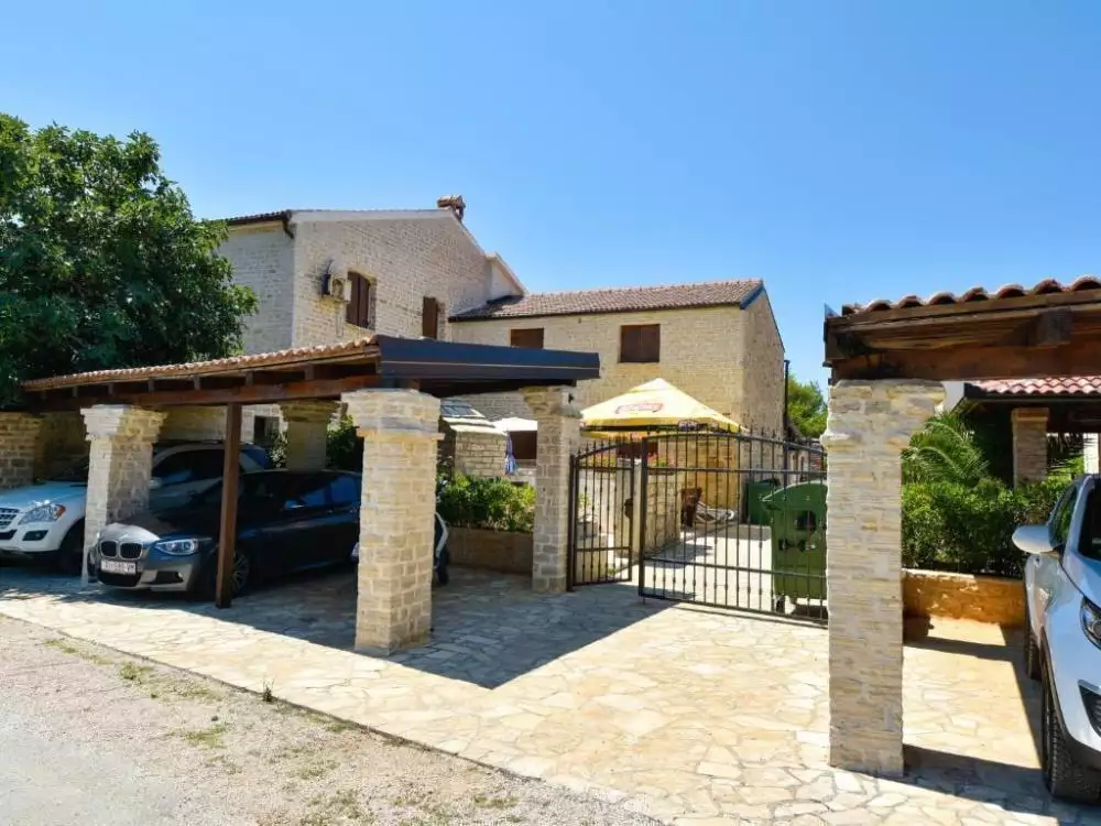 Hotels 500m² in Portugal, Tavira. Priced at 2300000€ rent photo-14