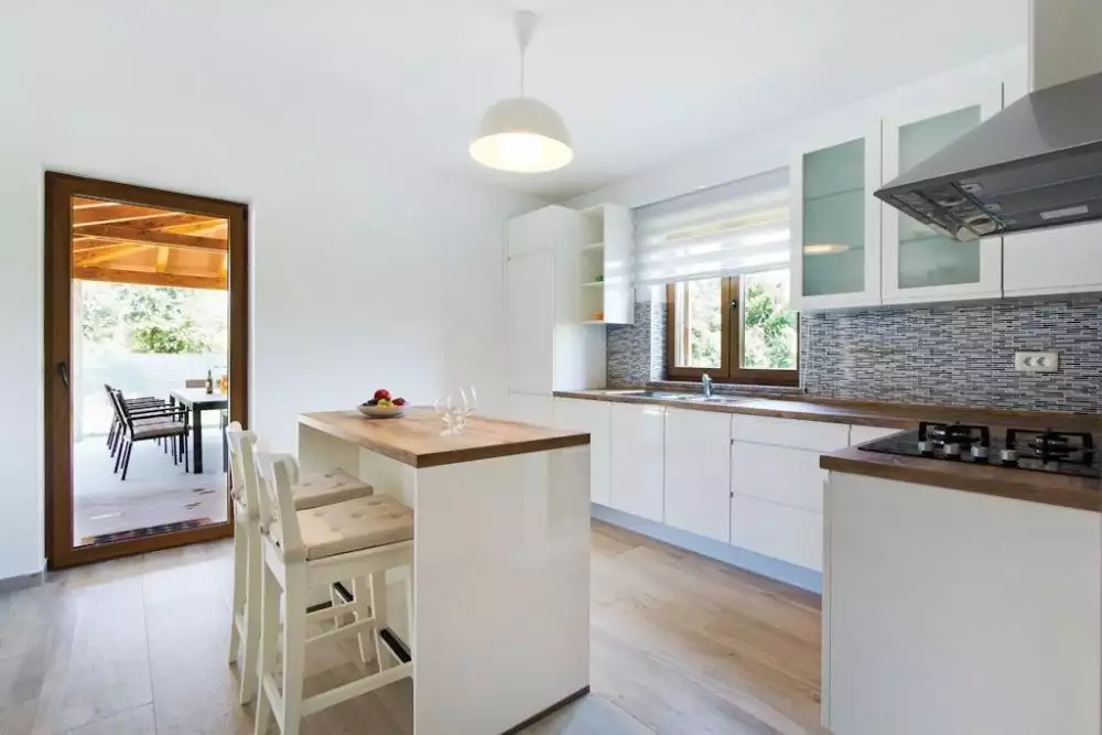 Villa 210m² in Croatia, Labin. Priced at 645000€ rent photo-11