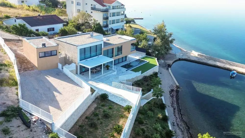 Villa 357m² in Croatia, Zadar. Priced at 2950000€ rent photo-12