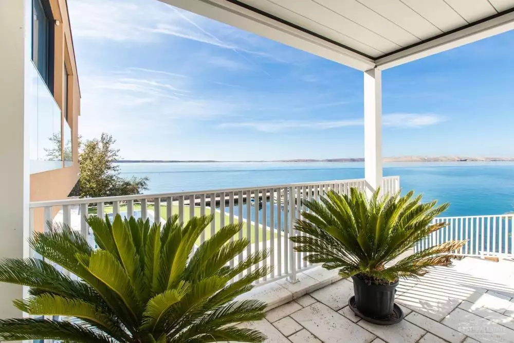 Villa 357m² in Croatia, Zadar. Priced at 2950000€ rent photo-17
