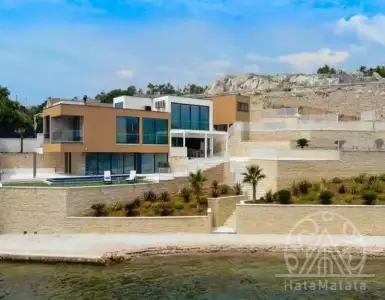 Buy in Croatia for 2950000€