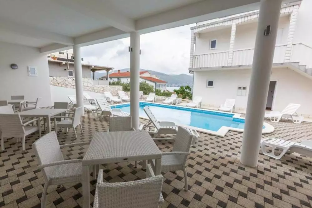 Hotels 327m² in Croatia, Ciovo. Priced at 1500000€ rent photo-6