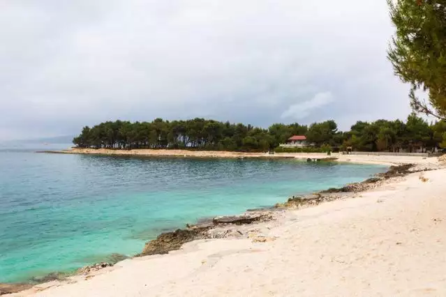 Hotels 327m² in Croatia, Ciovo. Priced at 1500000€ rent photo-17