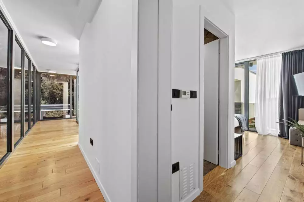 Villa 220m² in Croatia, Medulin. Priced at 1300000€ rent photo-24