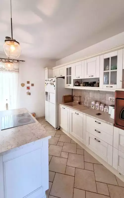 Villa 161m² in Croatia, Jelsa. Priced at 720000€ rent photo-9