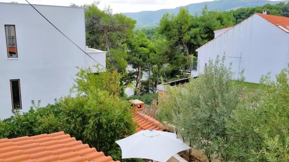 Villa 161m² in Croatia, Jelsa. Priced at 720000€ rent photo-21