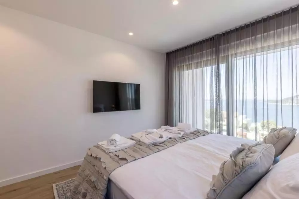 Villa 270m² in Croatia, Rogoznica. Priced at 1550000€ rent photo-15