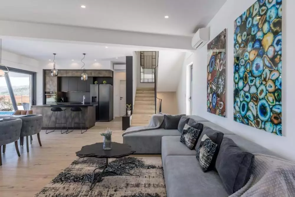 Villa 270m² in Croatia, Rogoznica. Priced at 1550000€ rent photo-25