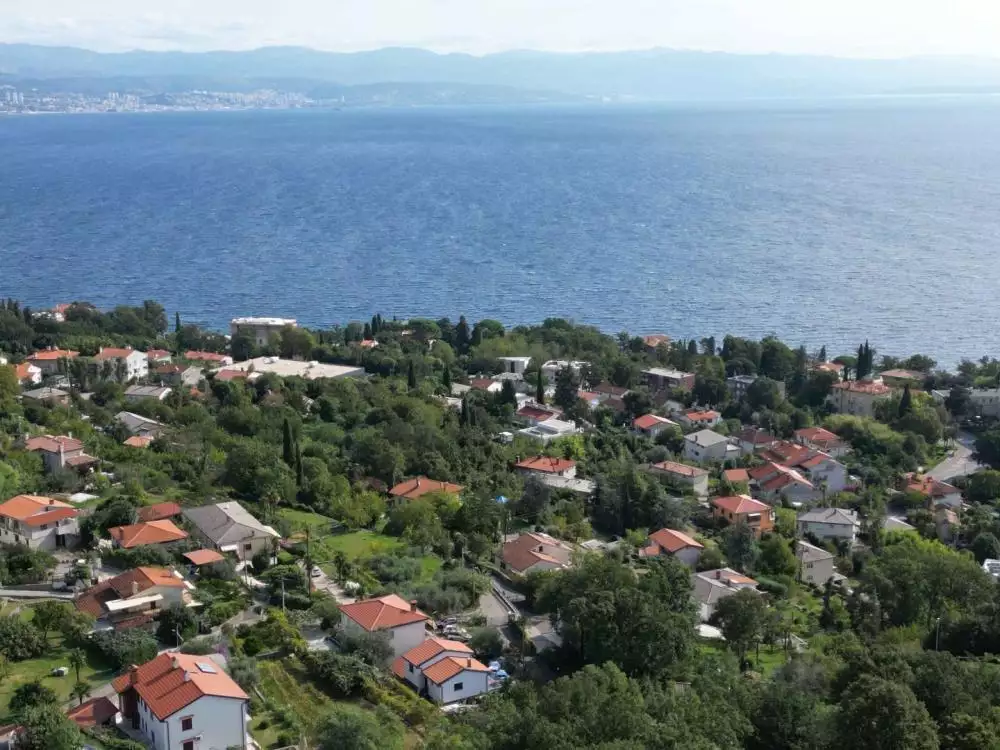 Hotels 700m² in Croatia, Lovran. Priced at 3700000€ rent photo-6